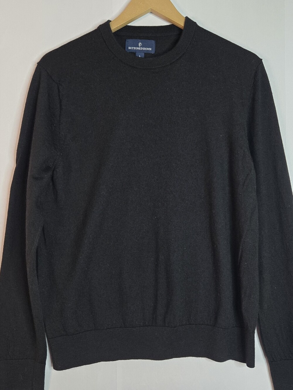 Buttoned Down Men Size L Classic Black 100% Wool Crew Neck Sweater